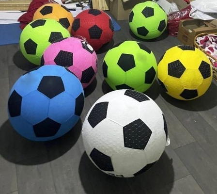 柔らかく軽く 50cm 膨らませられるファブリック サッカーボール あなたのニーズに合わせて